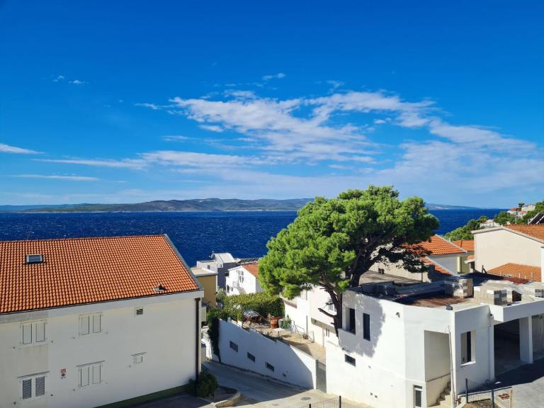 SAN Baška Voda - Garage included - Ferienwohnung Baška Voda