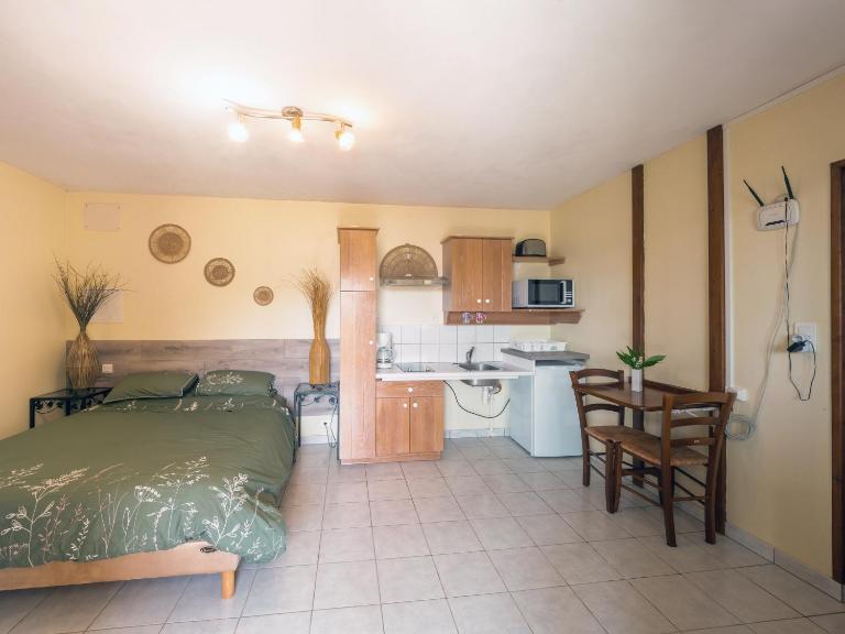 Appartement vue panoramique campagne Pouncho 2 pers - B&B Millau
