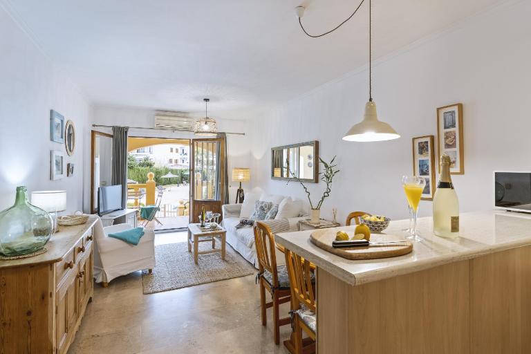 Olive Beach - B&B Aduanas