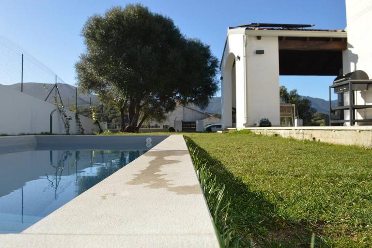 Villa Ami - Bed and Breakfast Castiadas