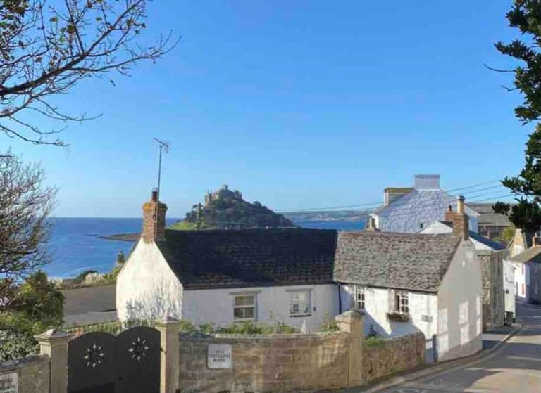 Cosy Cottage Central Marazion with Parking - B&B Marazion
