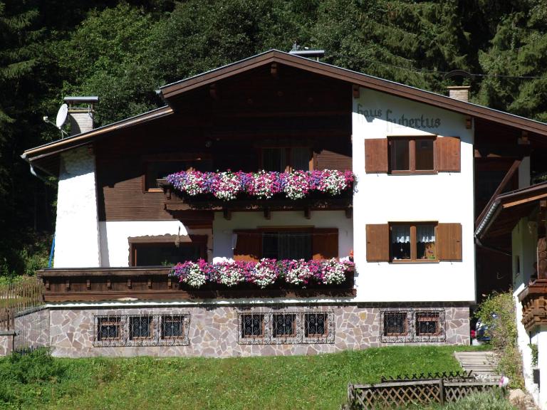 Haus Hubertus - B&B Sankt Leonhard im Pitztal