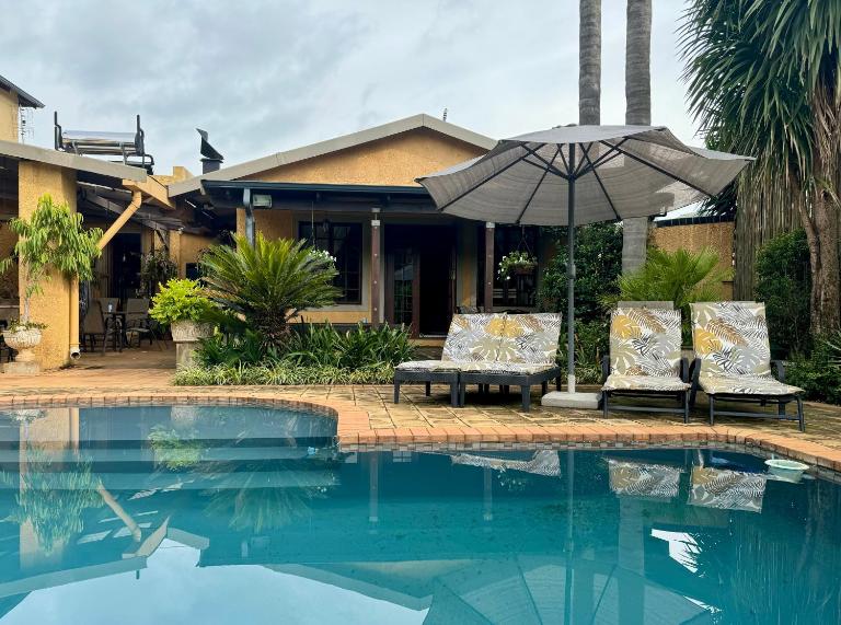 Pin Oak Cottage - Ferienwohnung Vryheid