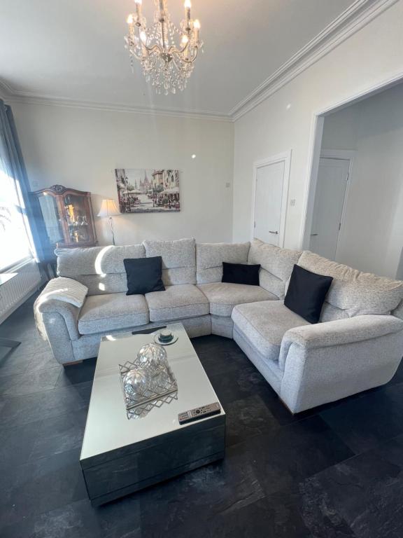 Tynwald Apartments - B&B Tockholes