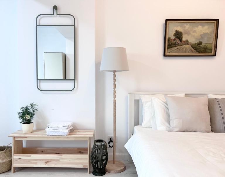 Apartament Vivo & Pool access - Free parking - B&B Constanța