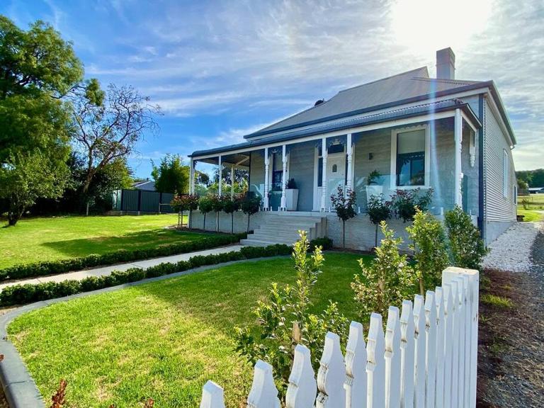 The Cottage at Seppeltsfield, Barossa Valley - B&B Seppeltsfield