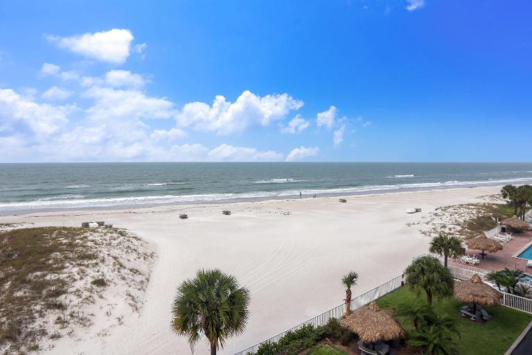 Sea Breeze 401 - B&B St. Pete Beach