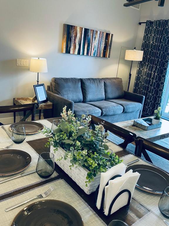 Family friendly 2BR/2BA condo - Views & Location!! - B&B Canmore