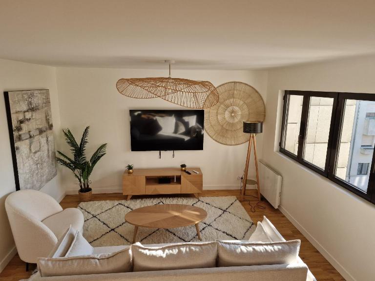 Appartement Enghien-les-Bains à 7 min du Casino Barrière - B&B Enghien-les-Bains