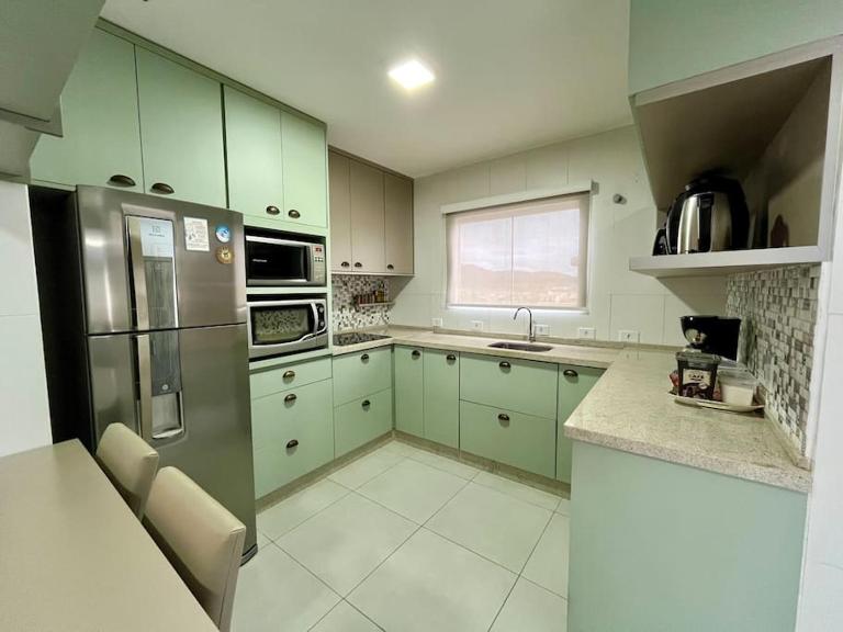 Apto completo Praia de Armação - Ferienwohnung Penha