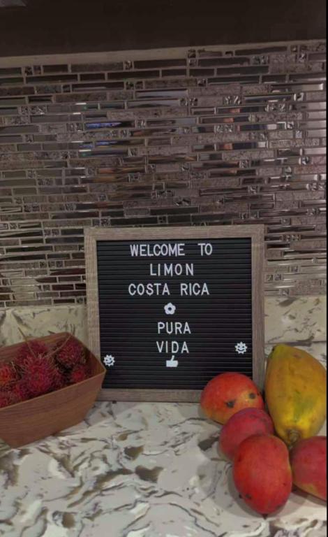 Luxury 3 Bedroom Apartment - B&B Puerto Limón