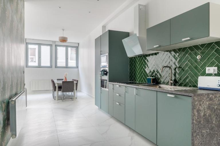 Spacious apartments for 6 people #3 - Bed and Breakfast Asnières-sur-Seine