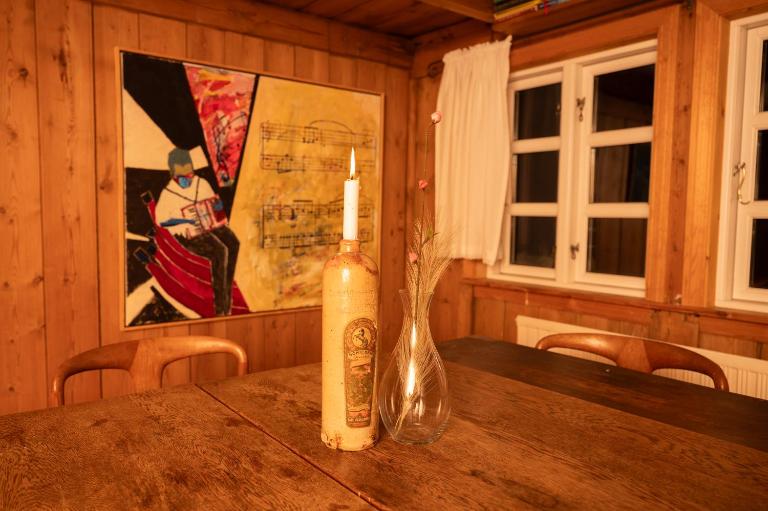 Live in the history of Faroe Island - B&B Syðrugøta