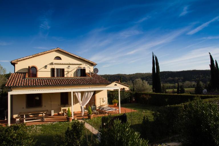Suite San Martino - Cecina Riparbella casa vacanze - B&B Riparbella