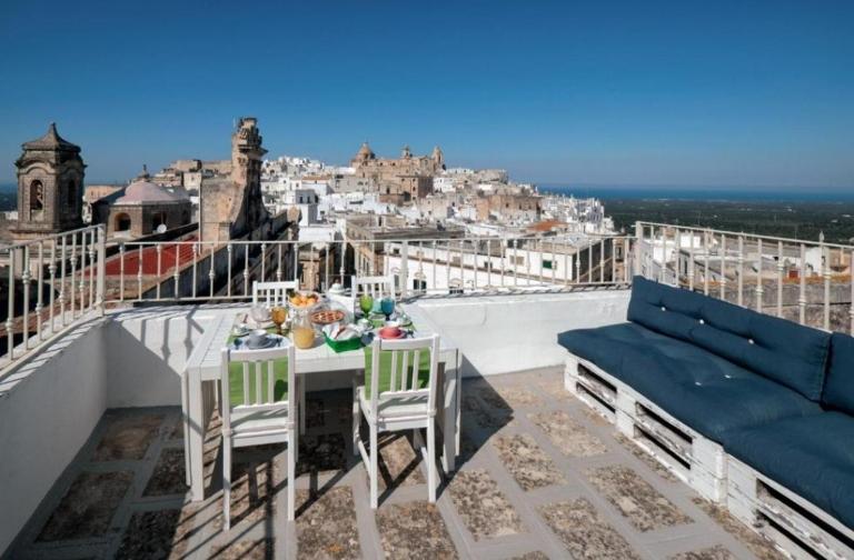Dimora Jalu' con vista mozzafiato - B&B Ostuni