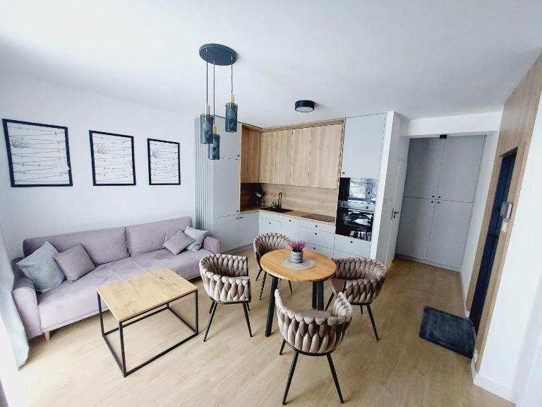 Nowe mieszkanie Kraków, bezpłatny parking, AWG APARTMENTS - B&B Krakow