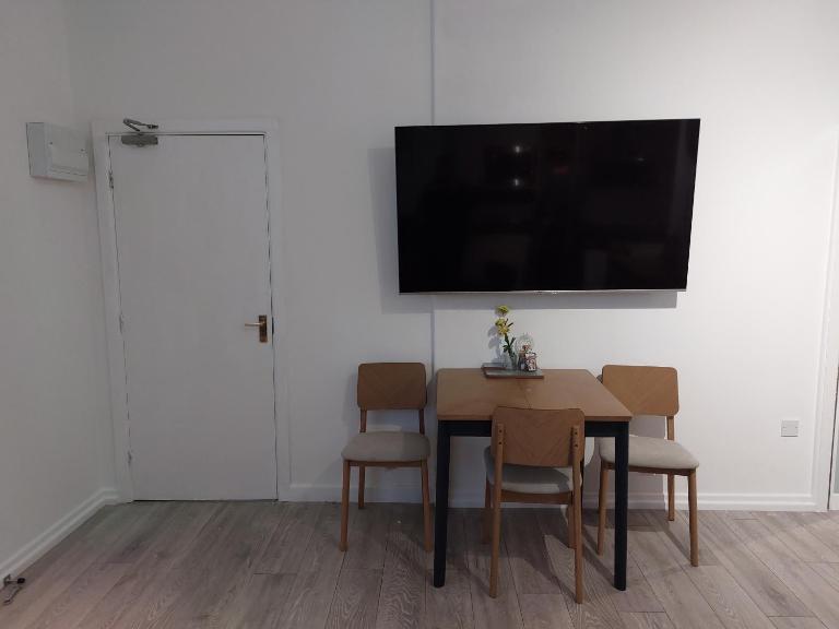 Flat 6 Corner House - B&B Doncaster