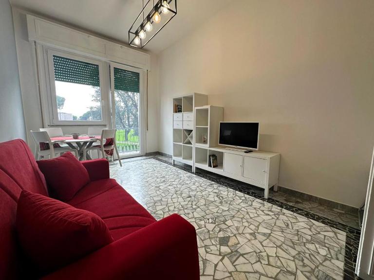 Casina Emma by Nicola Real Estate - Bed and Breakfast Viareggio
