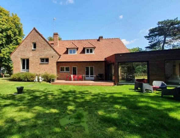 Vaste villa proche golf du Touquet - B&B Cucq