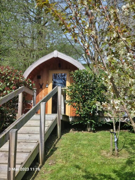 Mountain Edge Resort Mega pod 6 with Hot Tub - Chambres d'hôtes Church Stretton