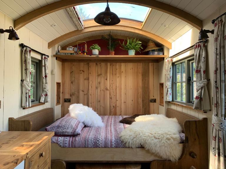 Rushford Shepherd's Hut - Chambres d'hôtes Newton Abbot