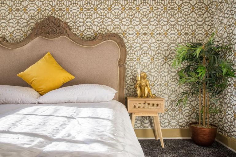 Deluxe 4 Bed London House Nr Stratford - Bed and Breakfast Londen