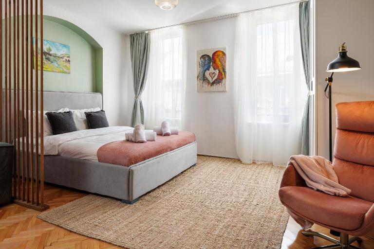 Lunga 16 Guesthouse 2 - B&B Braşov