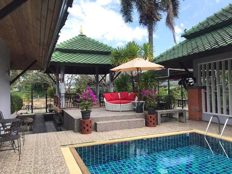 Plumeria Villa Thalang - B&B Ban Pak Lak