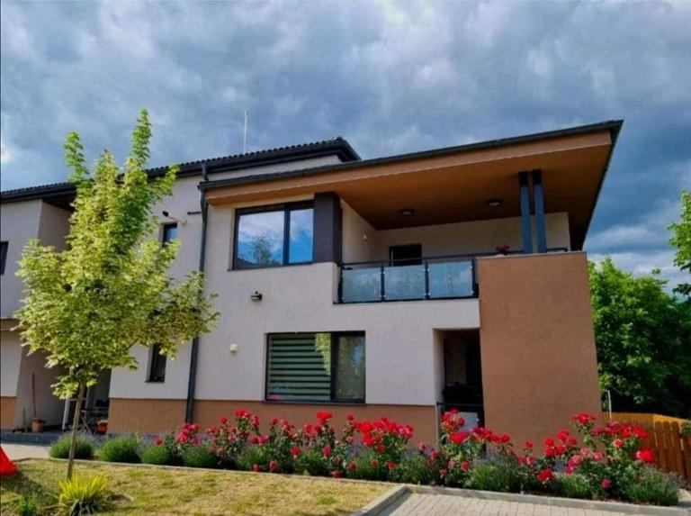 Lotus Apartman I - B&B Odorheiu Secuiesc