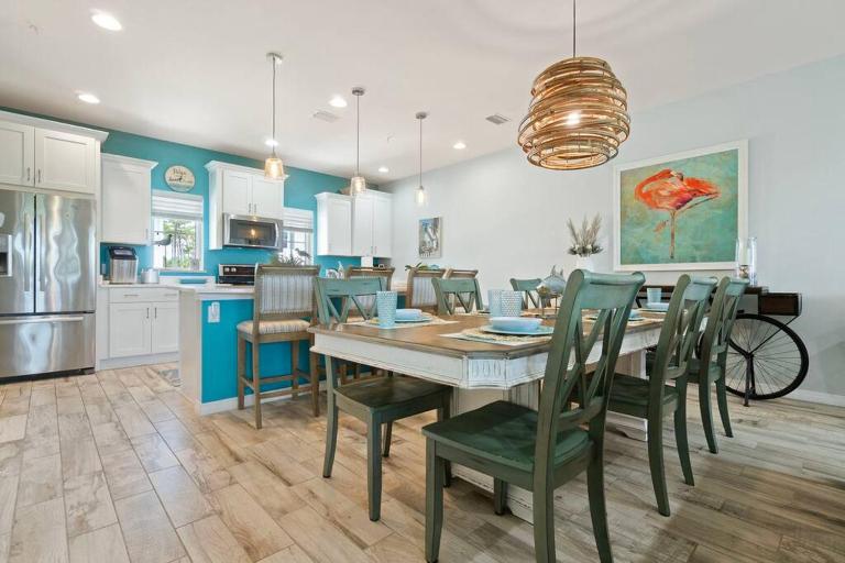 eBikes, Pool, Hot Tub, Luxury 3 bd with Games - Bed and Breakfast Pensacola