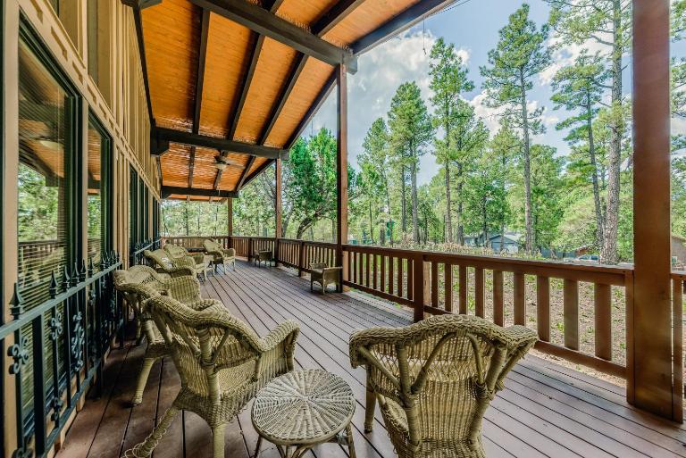 Hidden Buffalo: The Perfect Mountain Spot You've Been Looking For - B&B Alto