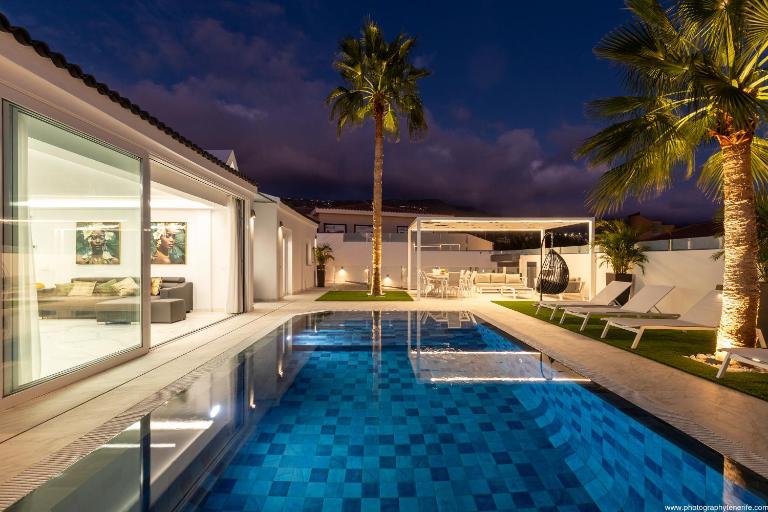VILLA NICOLE wifi, gym, Heated Pool - Bed and Breakfast Callao Salvaje