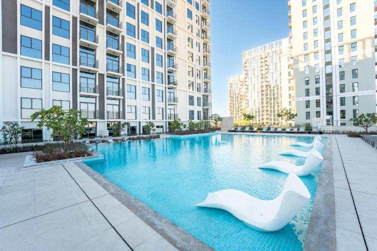 First Class Apartments in Dubai Hills - Next to Dubai Hills Mall - Socio, Collective and Golfville Towers - B&B Dubai