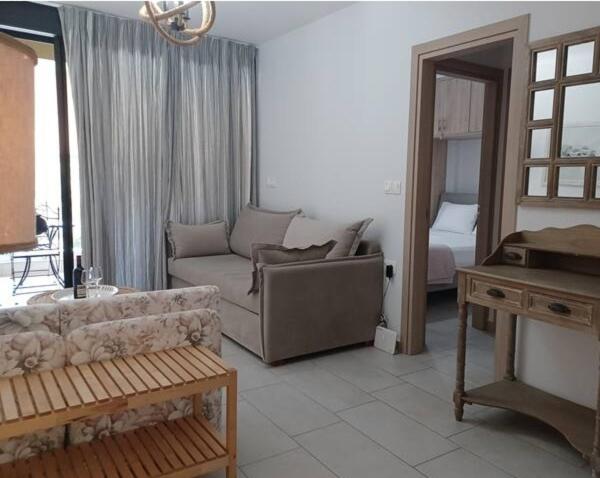 Melivia Luxury Suite - B&B Nikiána