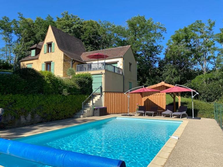 Maison Vallée Vue avec piscine chauffée - B&B Castelnaud-la-Chapelle