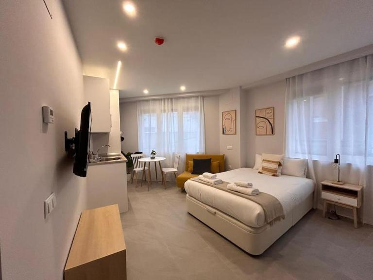 Cozy studio in Tetuan - EN 1/8 - B&B Madrid