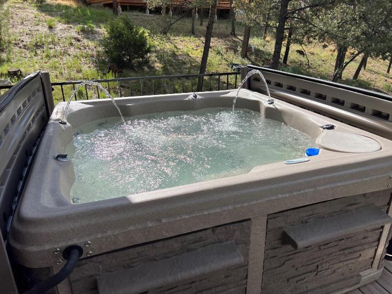 Lazy Bear and CubHouse: 5 Bedroom Beauty with Room for the Whole Crew!! - B&B Ruidoso