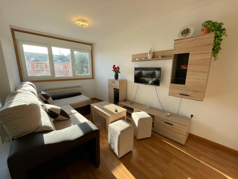 APARTAMENTO NUEVO EN BURELA - A Mariña, Galicia - B&B Burela de Cabo