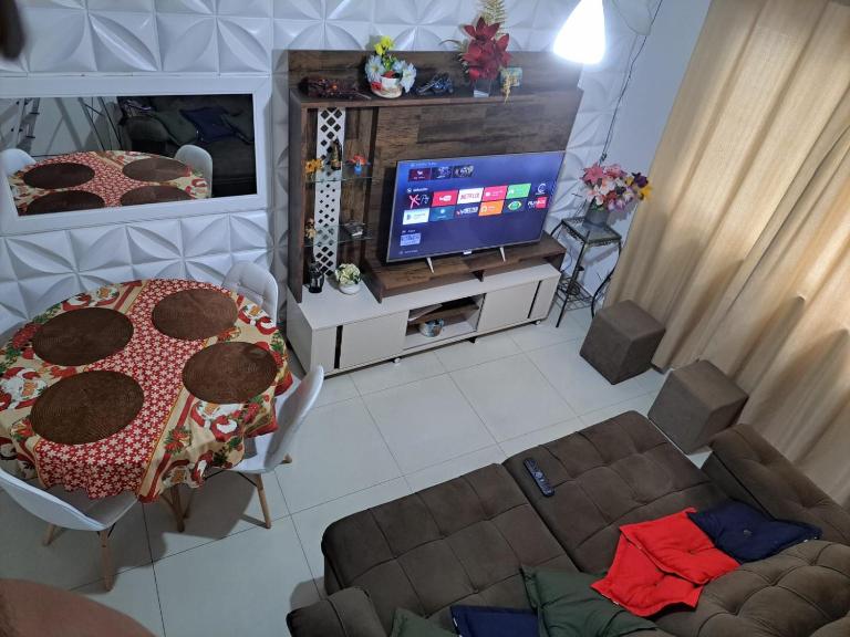 Apto em Enseada, 200 metros praia - 2 quartos com ar condicionado - 6 hospedes - B&B Guarujá