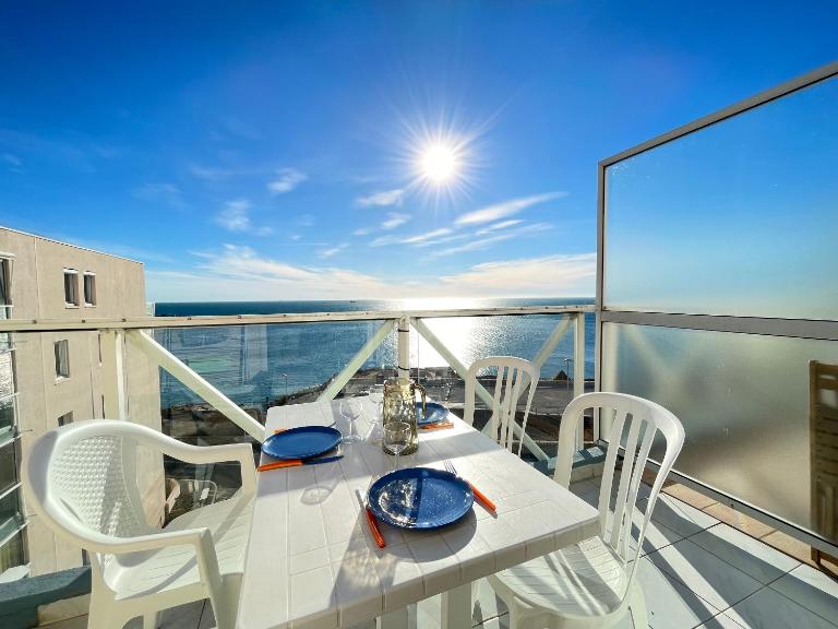 Appartement 2 Pièces avec Piscine et Parking à Sète - FR-1-338-480 - B&B Sète