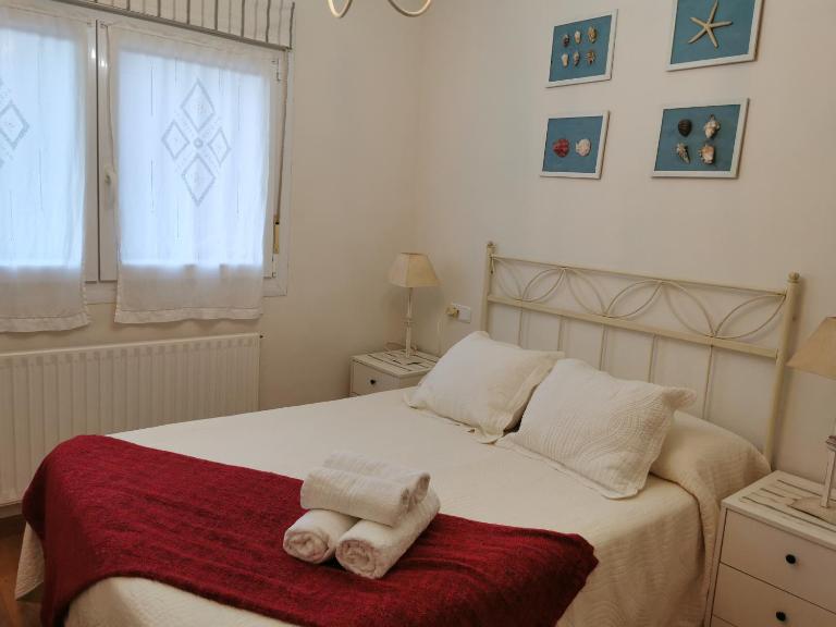 LUCES DE LLANES - B&B Llanes