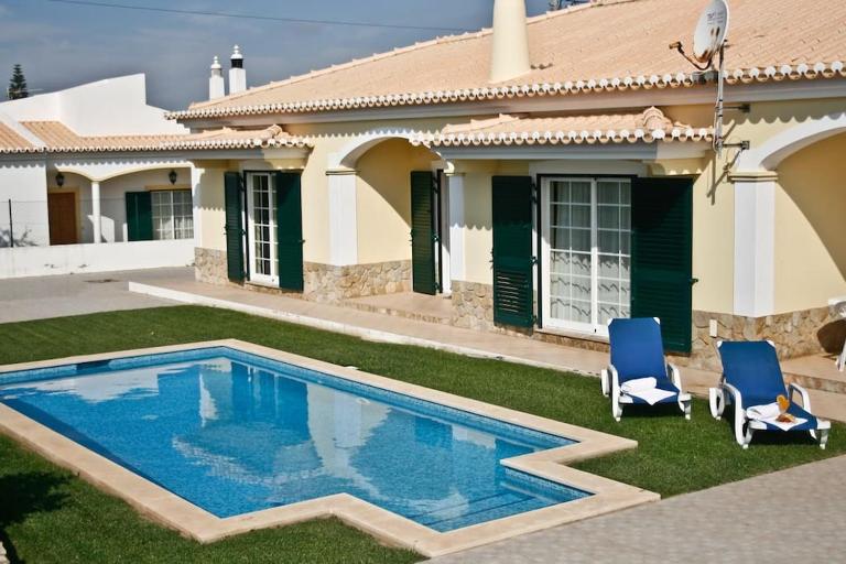 Bonita Moradia c/ Piscina em SAGRES - Ferienwohnung Sagres