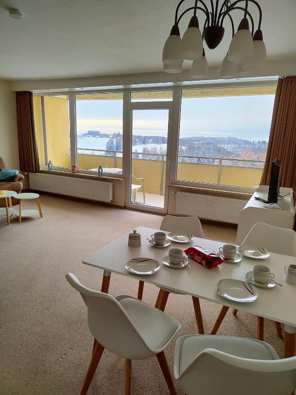 Apartment Blocksberg mit toller Aussicht & Schwimmbad - Ferienwohnung Braunlage