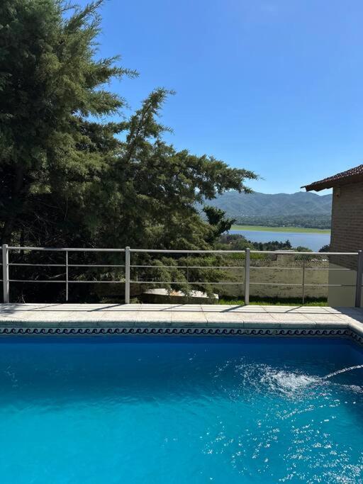 Casa vista panorámica al lago - B&B Córdoba