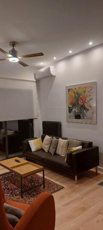 Charming Apartment in Chalandri - Ferienwohnung Athen
