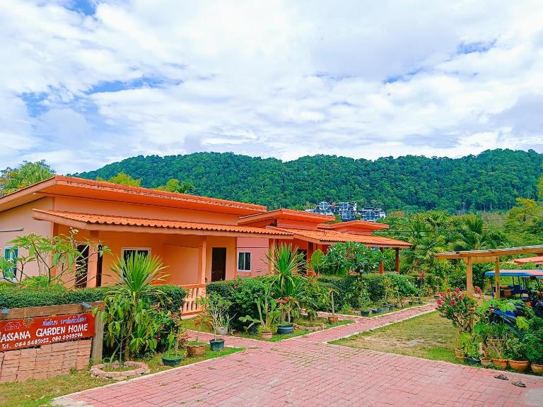 Hassana Garden Home - B&B Ko Lanta