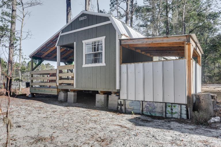 Calabash Studio Cabin, 4 Mi to Sunset Beach! - Chambres d'hôtes Calabash