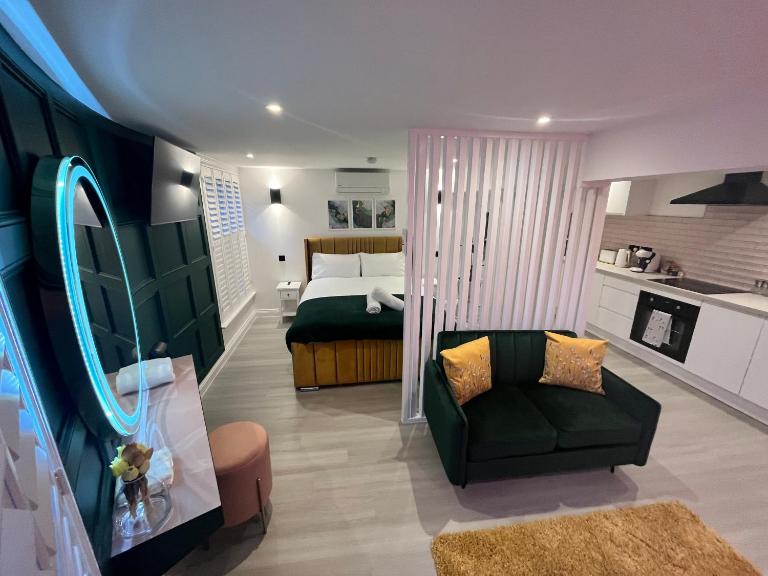 Swish Studio - B&B Colchester