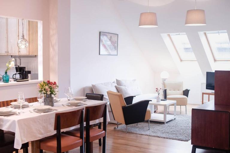 Stylish and comfy apartment for 6 guests - B&B Budapest