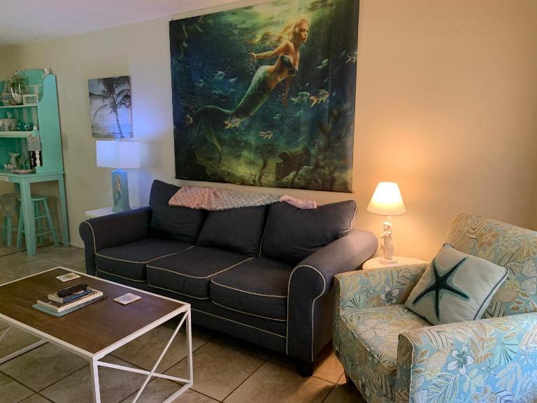 Professor Rousseau's Mermaid Lagoon - Chambres d'hôtes Crystal River